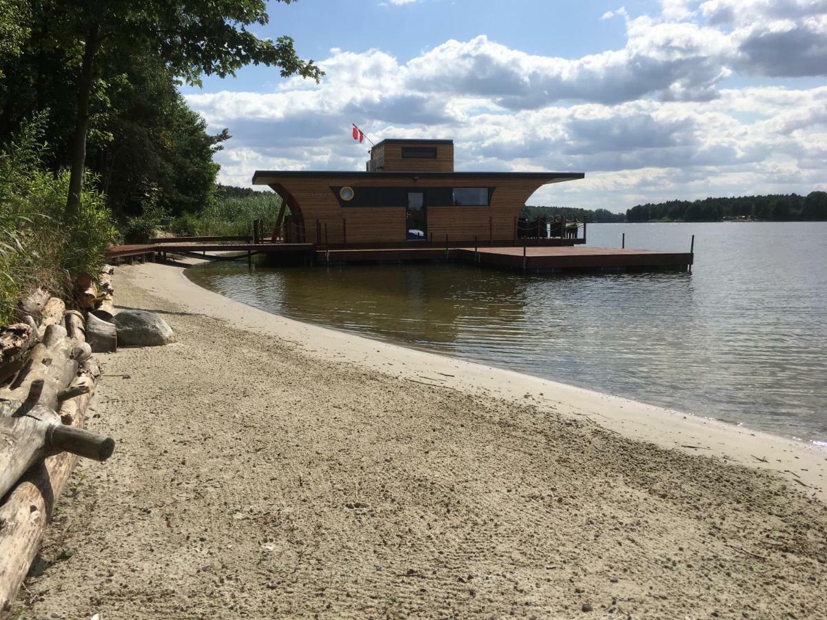 Hotel Houseboat Slesin Esterno foto