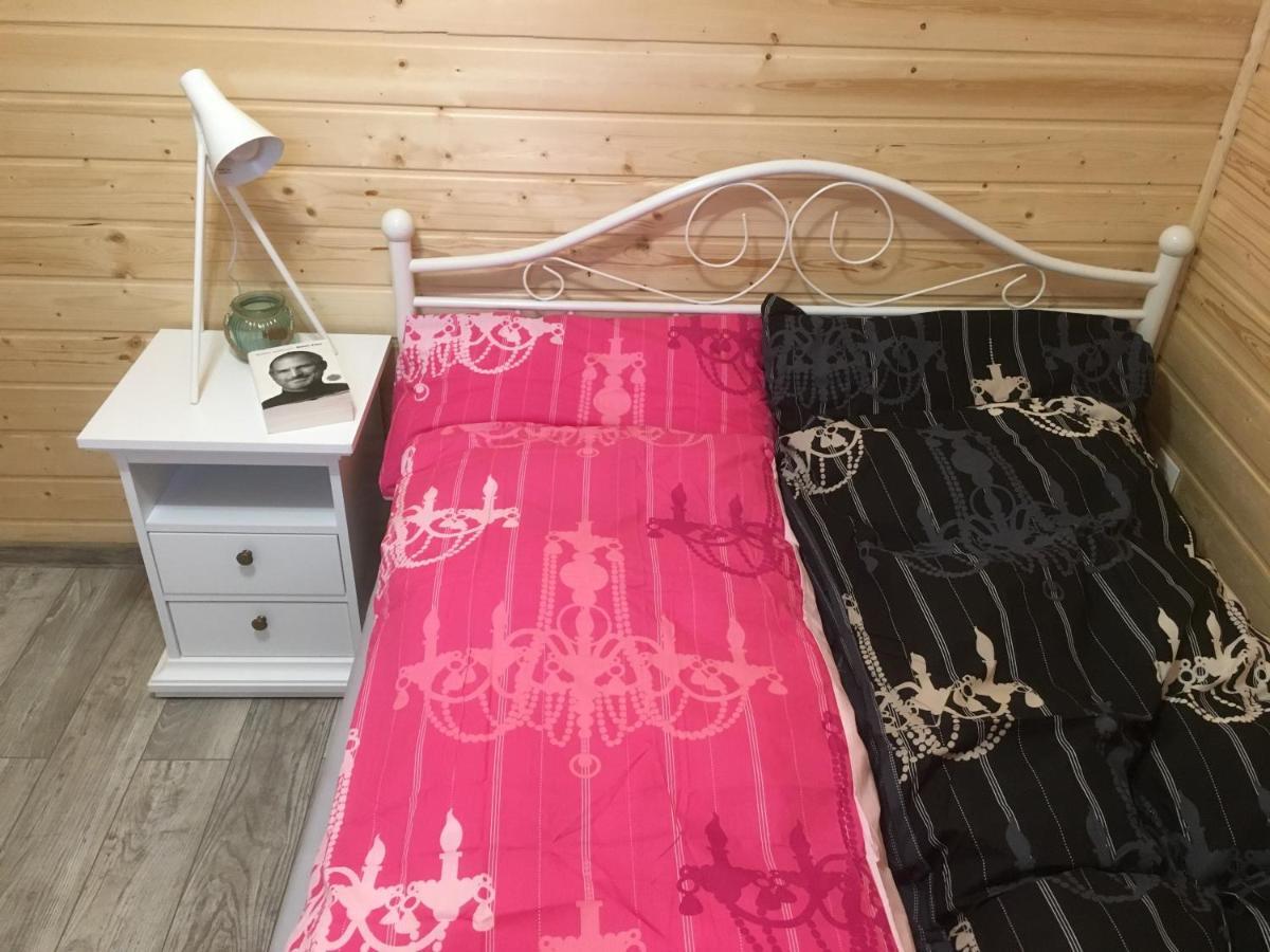 Hotel Houseboat Slesin Esterno foto
